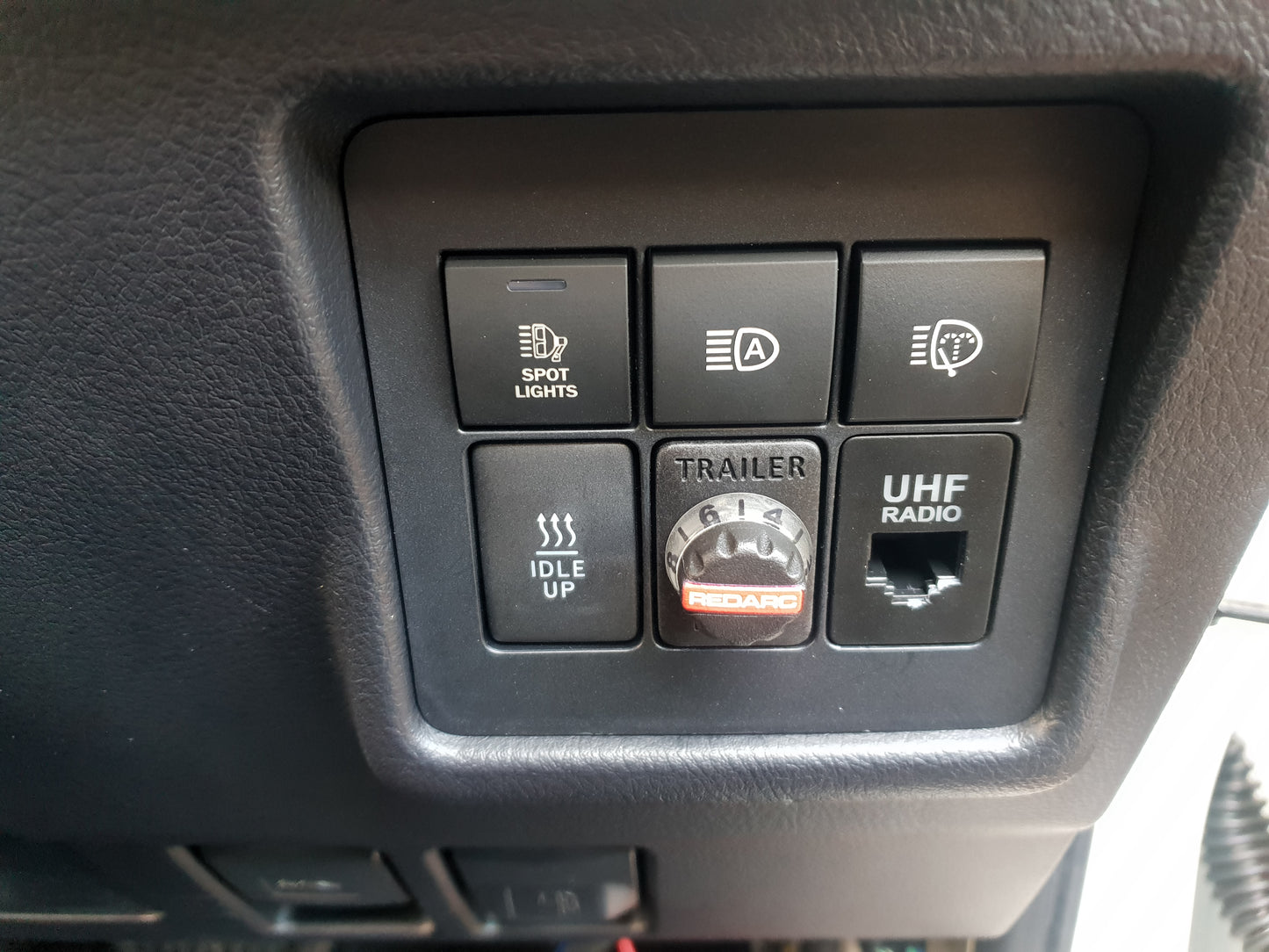 Switch inserts suit 300 Series Landcruiser / 150 Prado