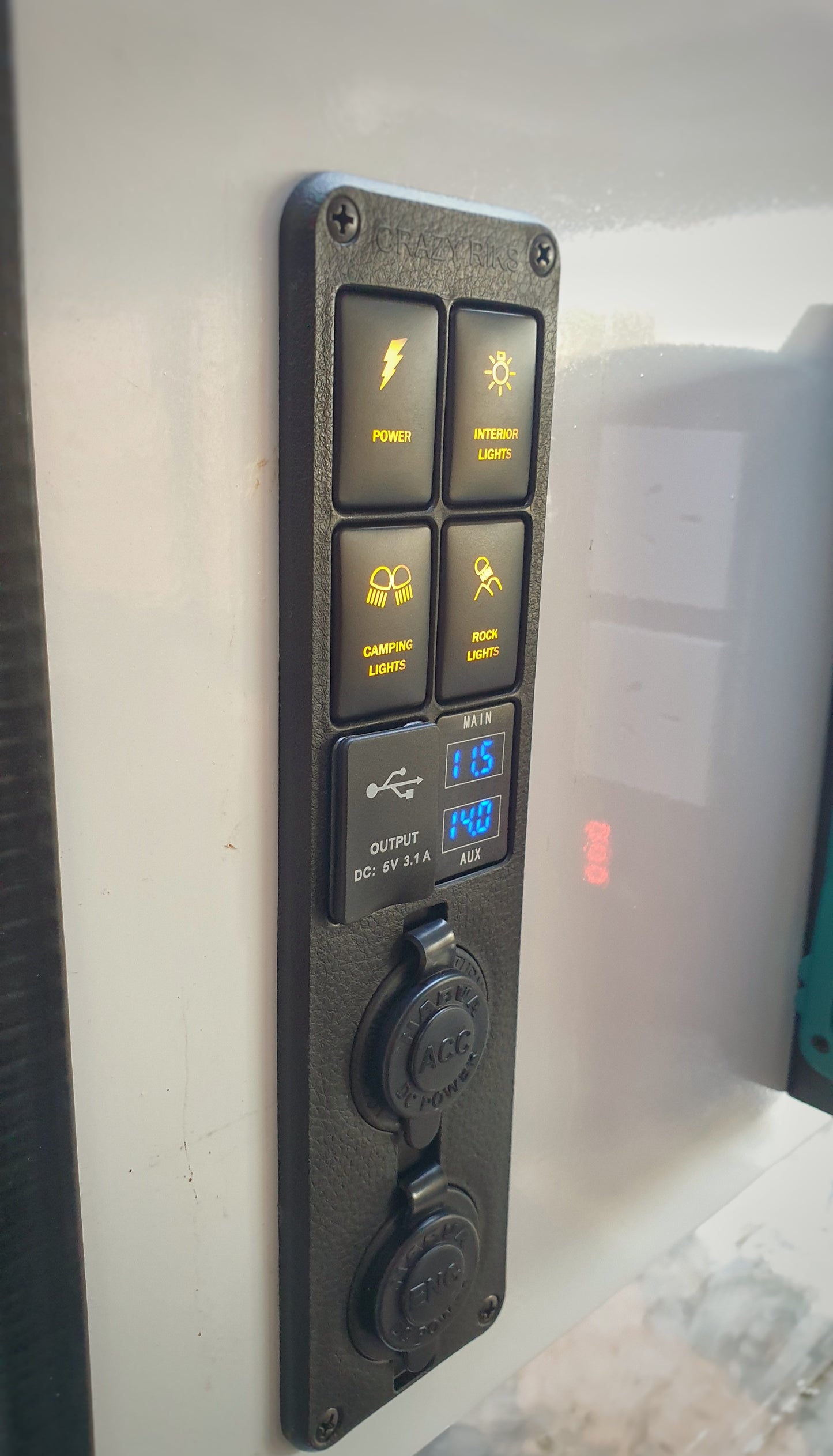 12v Control Panel Canopy 4x4 (Vertical) - Suit Toyota Switches