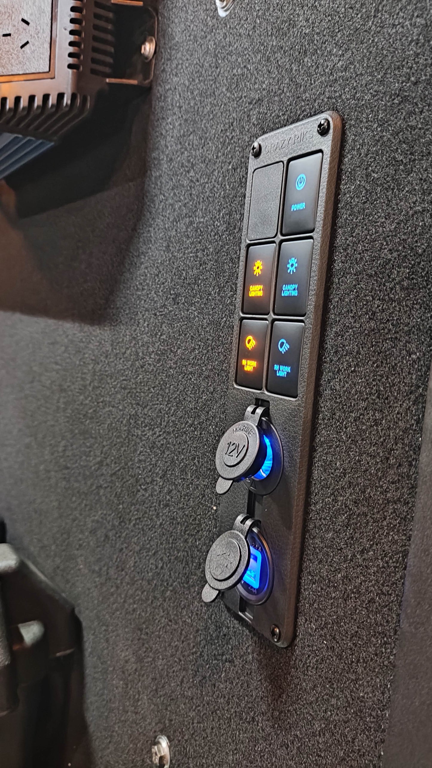 12v Control Panel Canopy 4x4 (Vertical) - Suit Toyota Switches